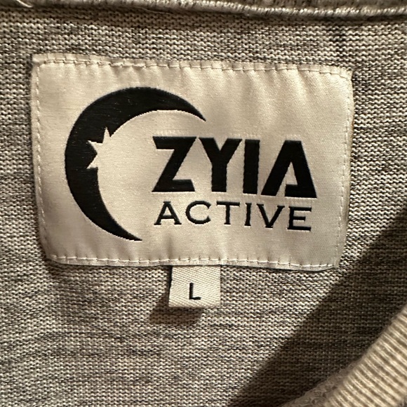 ZYIA Activewear Cropped High-Low Sweater and Unwind Joggers Set Size L (NWOT) - Picture 6 of 16